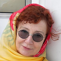 Lady on Neckar boat