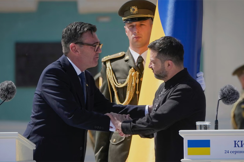 Burnham, Zelensky